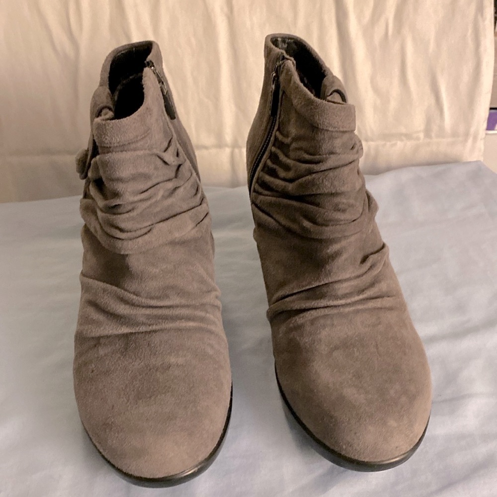 Dansko Buffy gray suede high heel booties. 38, 8.5. Like new.
